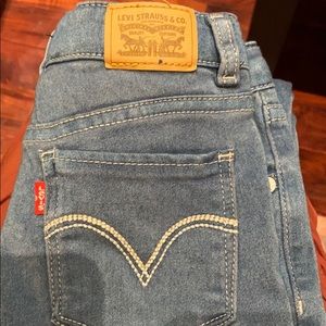 GIRLS LEVI’S SUPER SKINNY JEGGINGS /JEANS👖